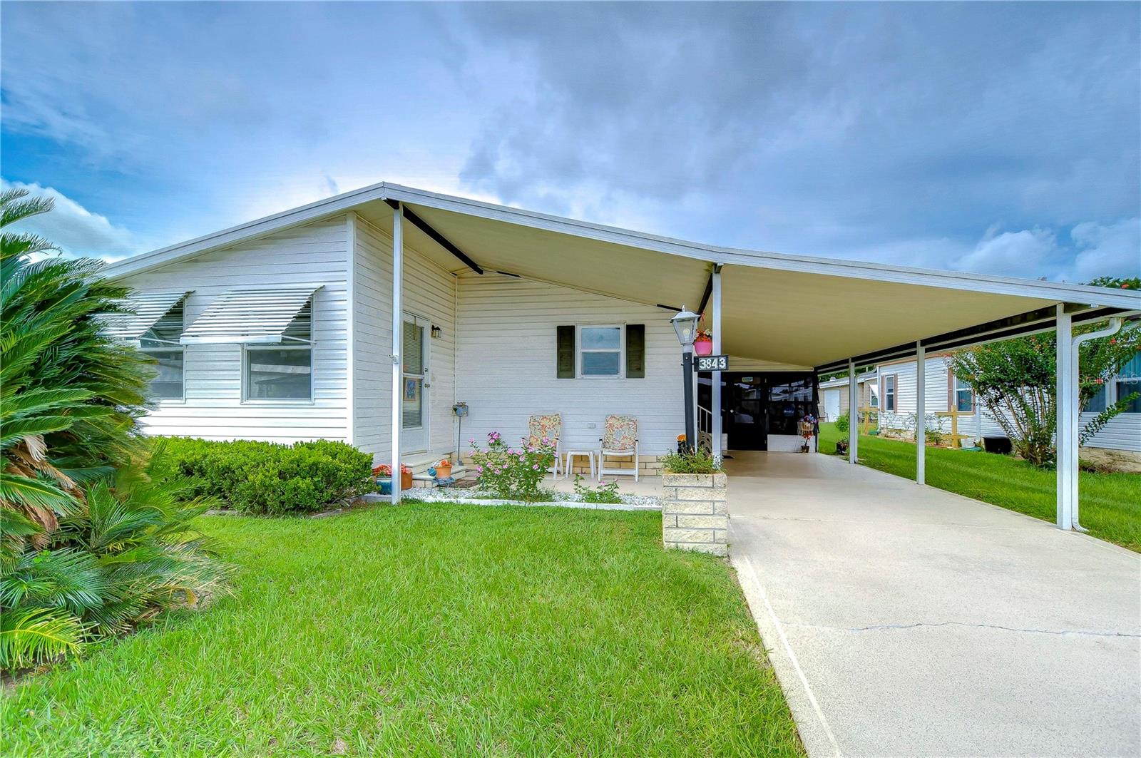 3843 Damian Dr
