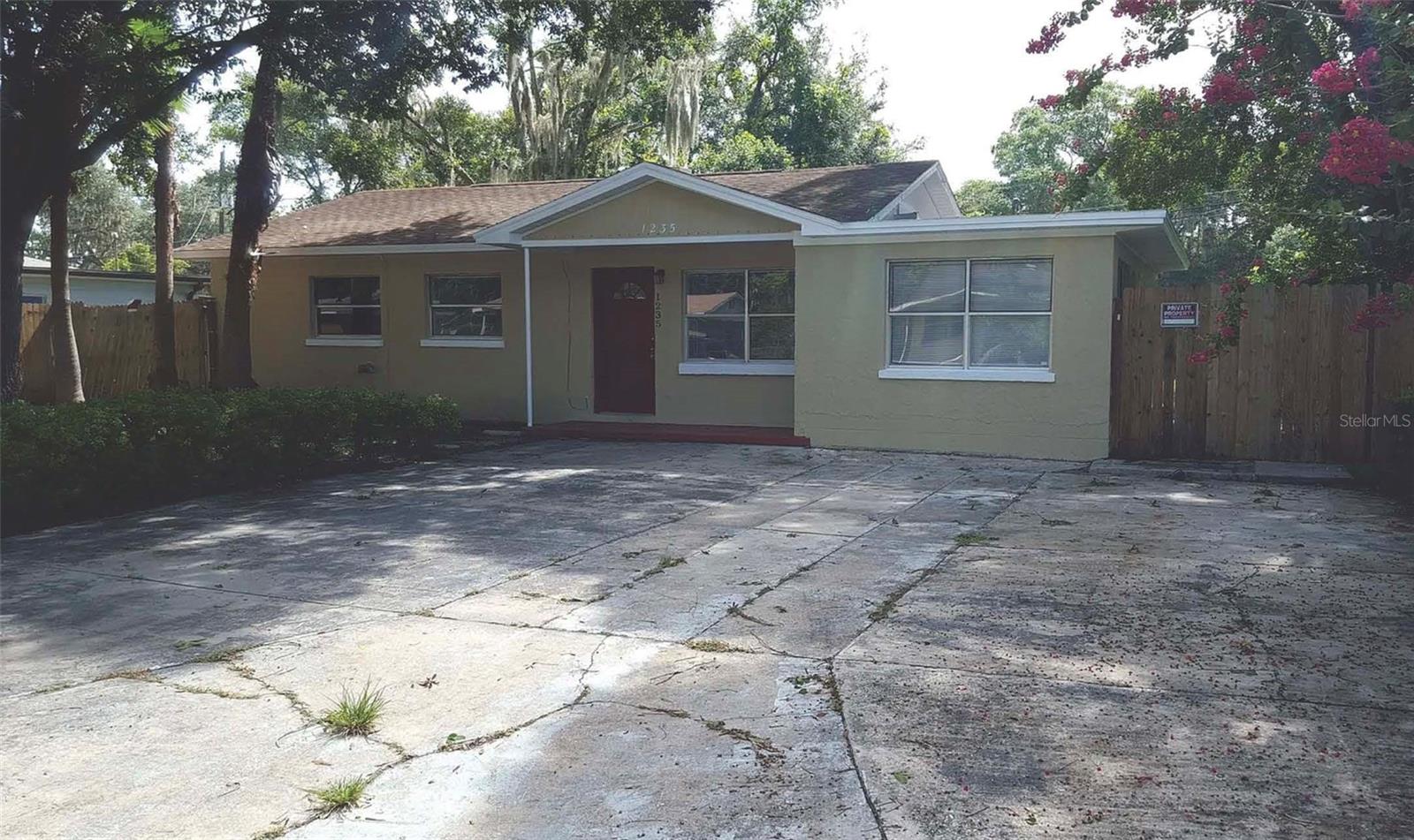 1235 Morgan Dr