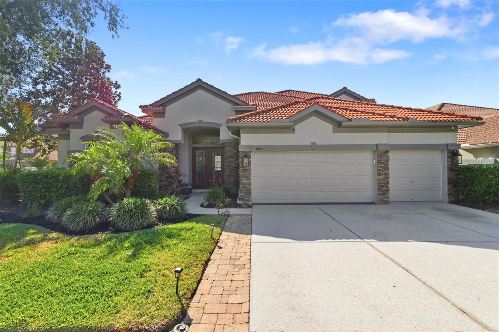 11508 Oyster Bay Cir