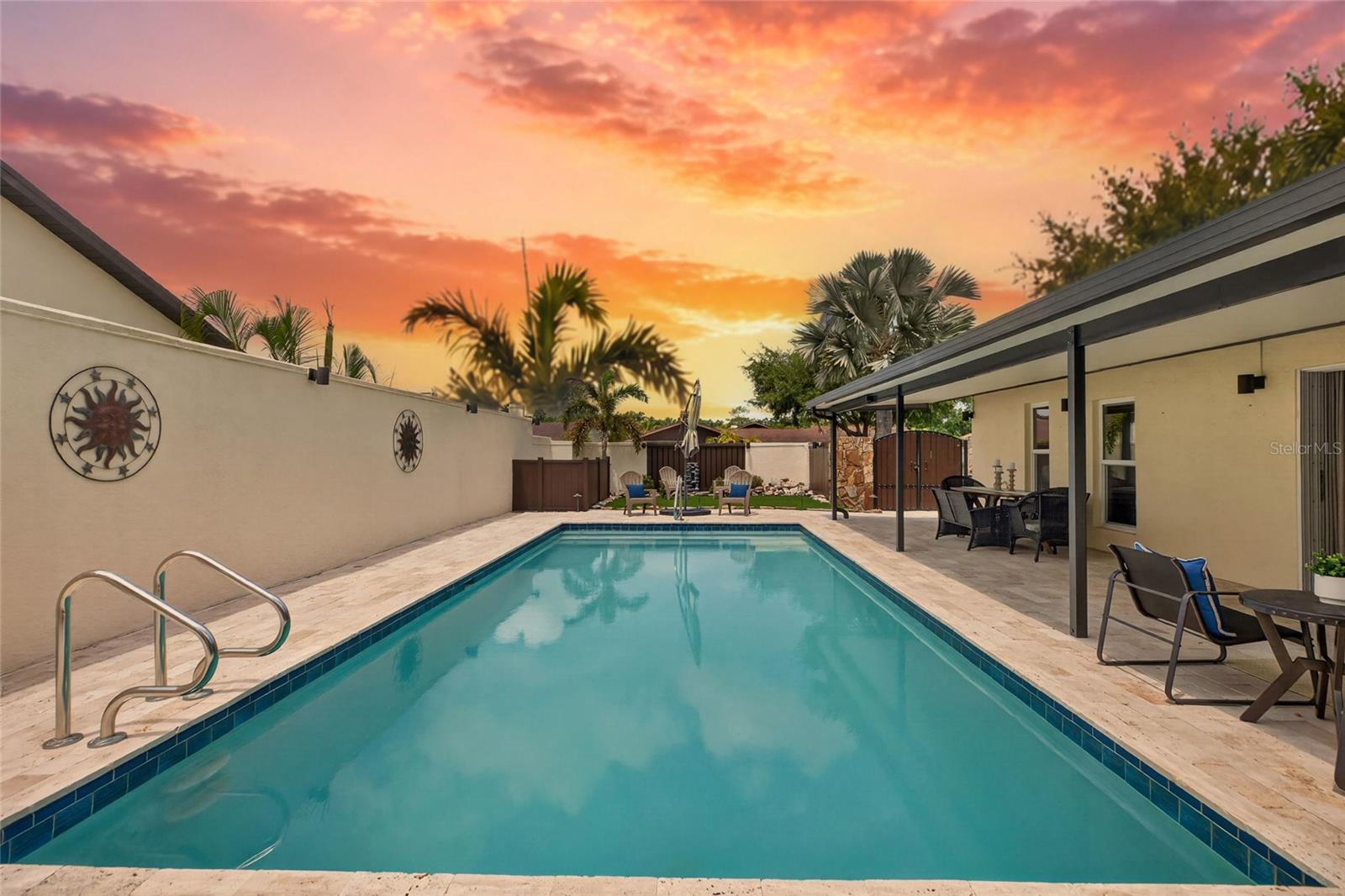 13522 Avista Dr