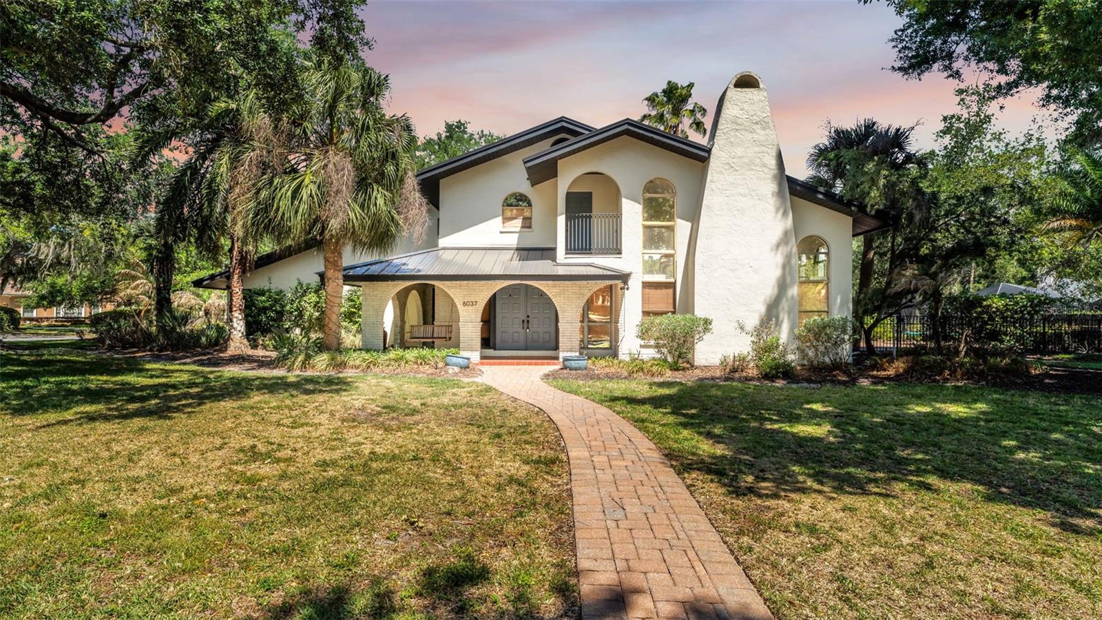 6037 Cricket Dr