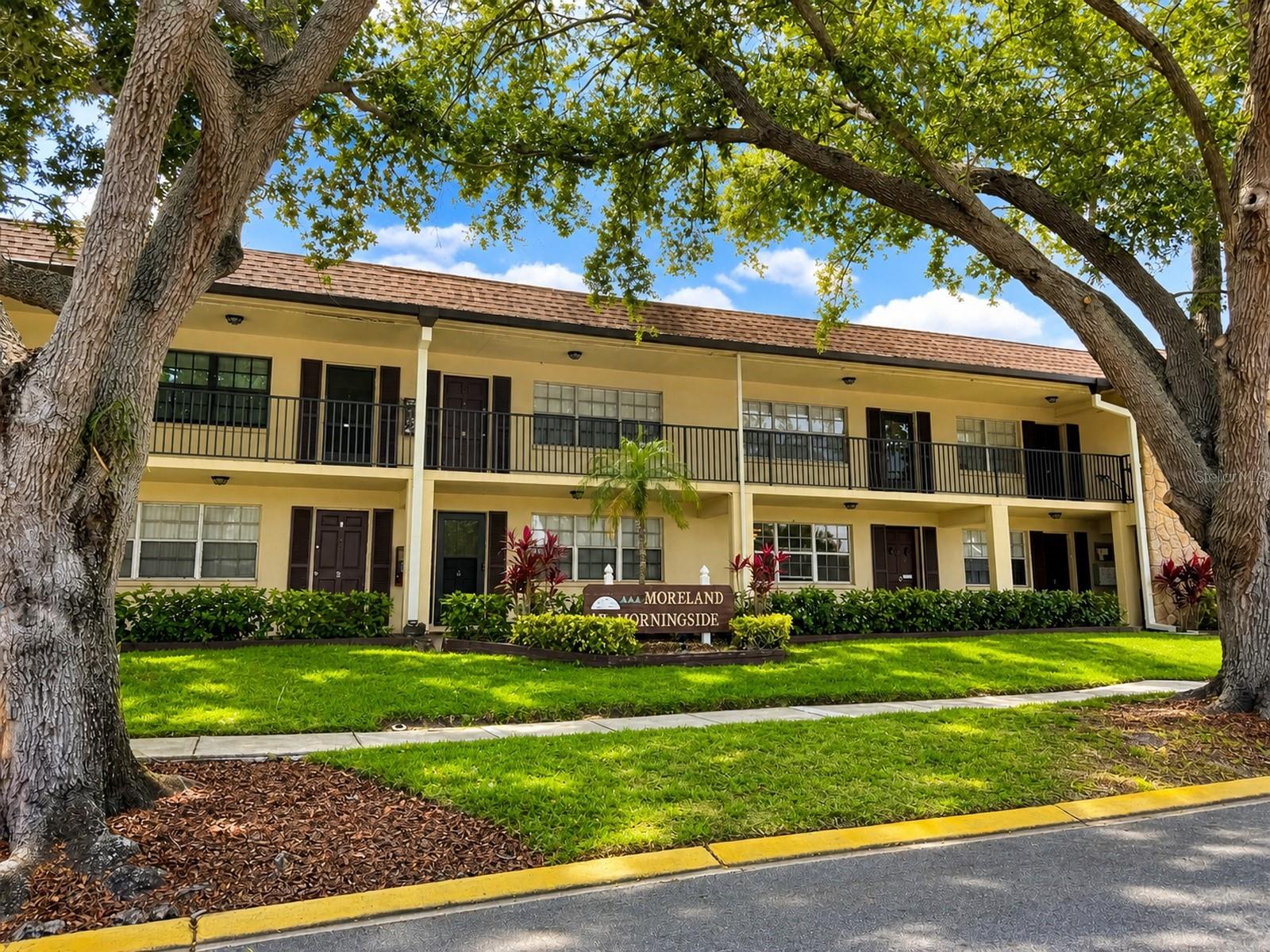 1320 Moreland Dr #27