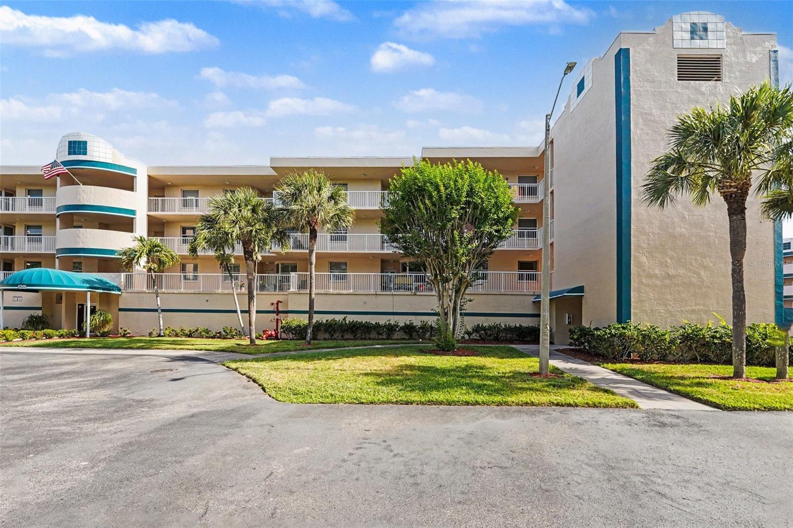 6205 Shoreline Dr #1106