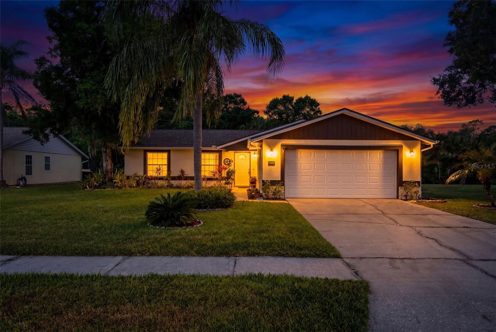 549 Longwood Cir