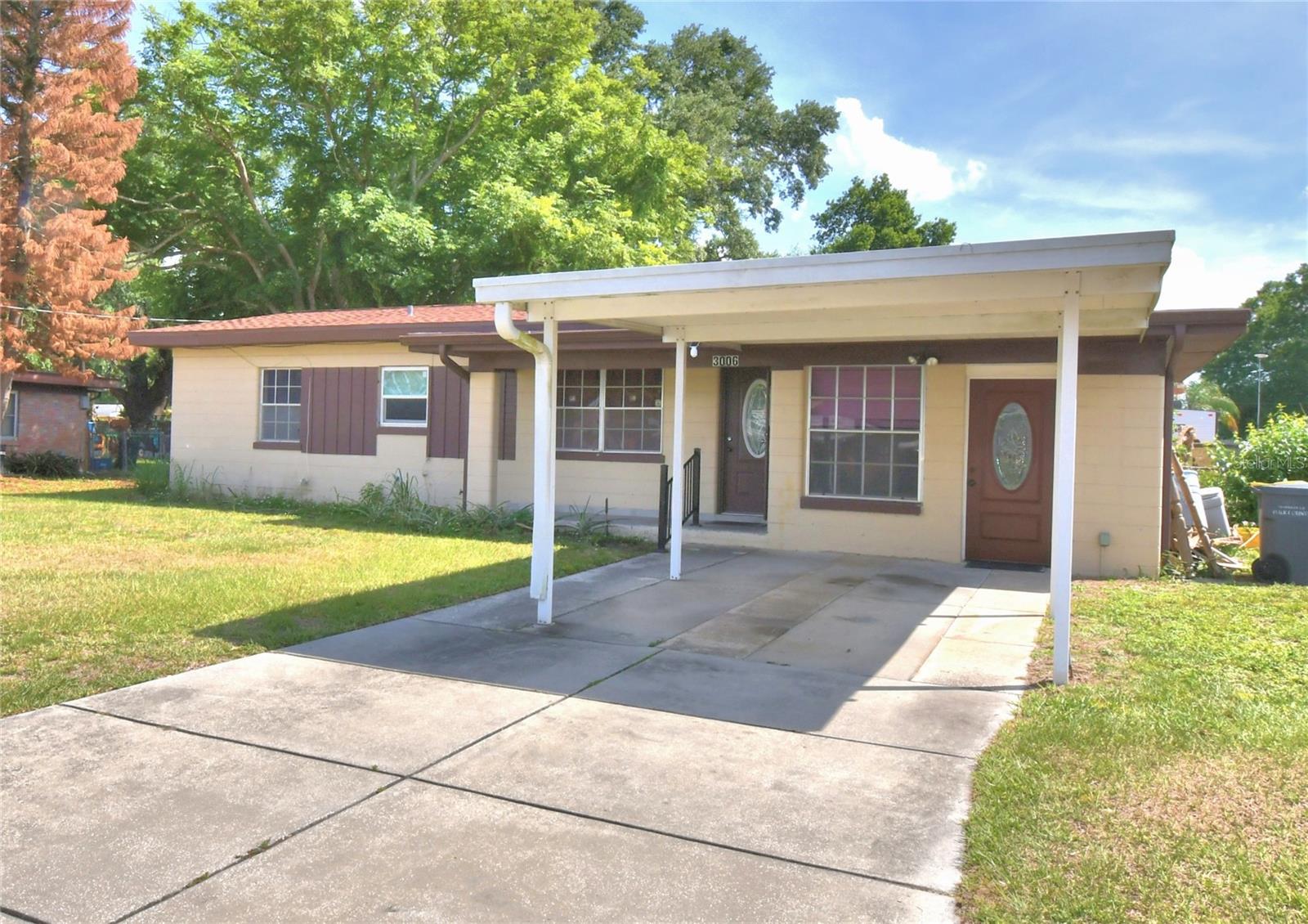 3006 Elm St