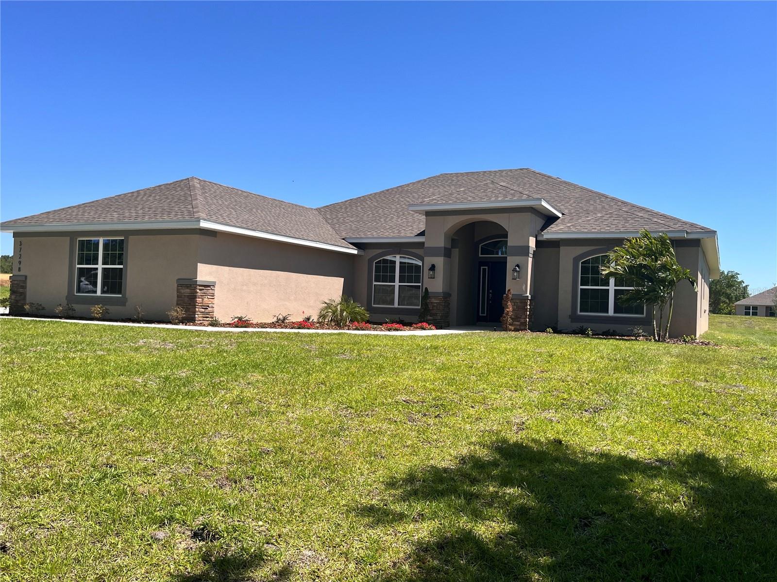 37298 Hidden View Cir