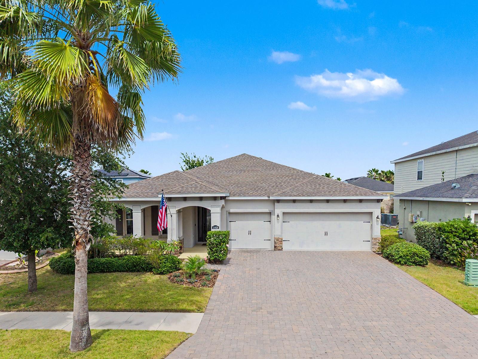 11626 Lake Lucaya Dr