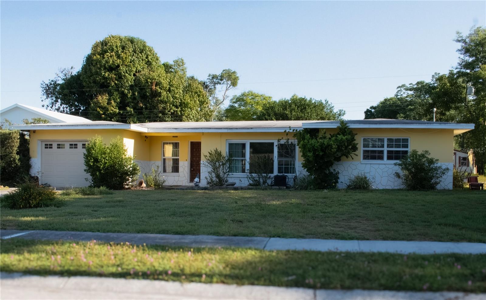 2766 Navel Dr