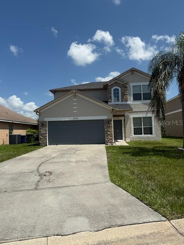 2734 Rochelle Dr