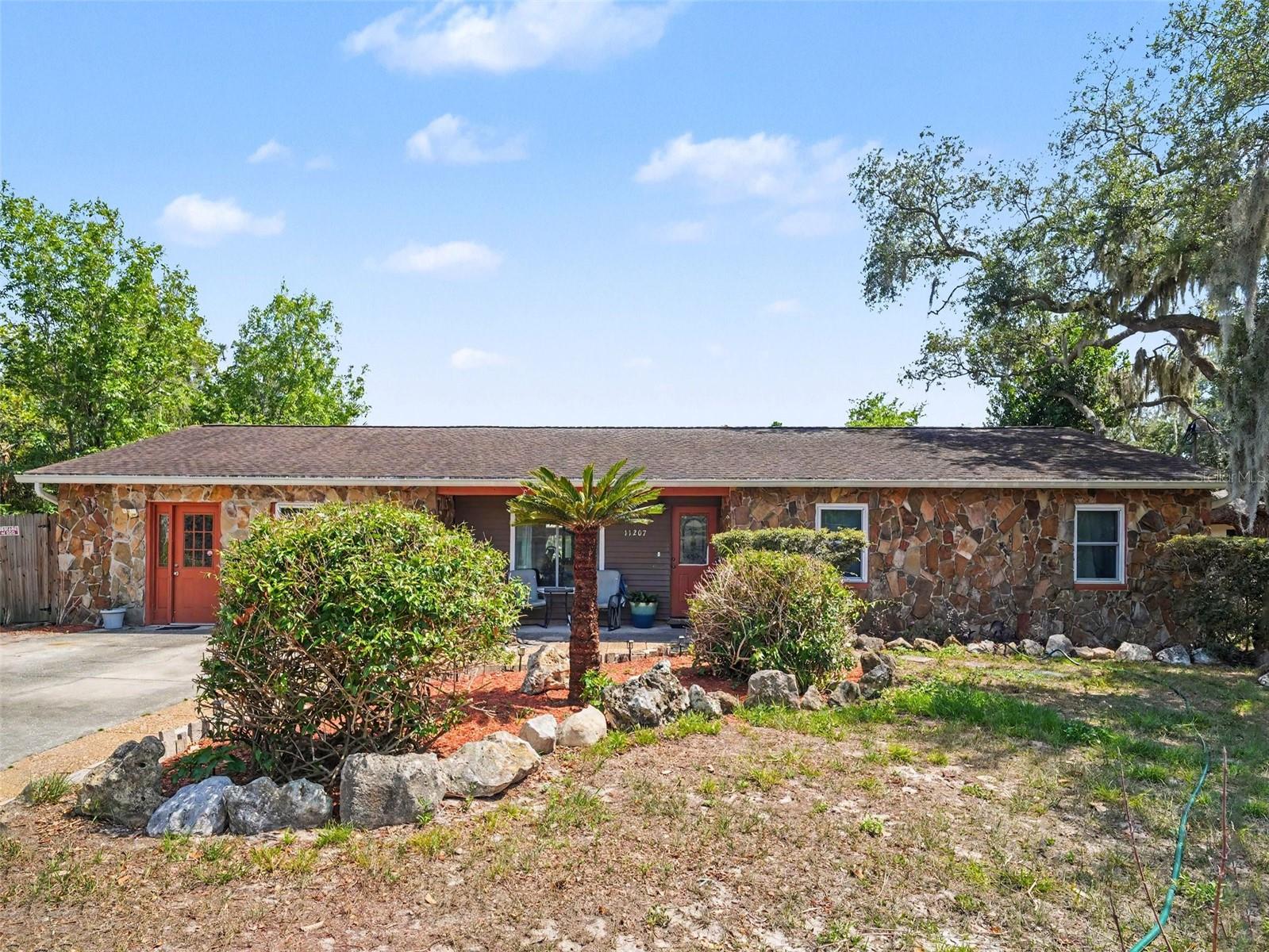 11207 Creekview Dr