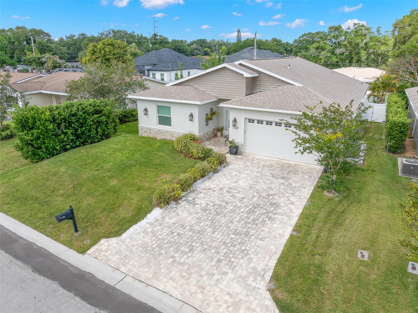 1720 Verde Dr