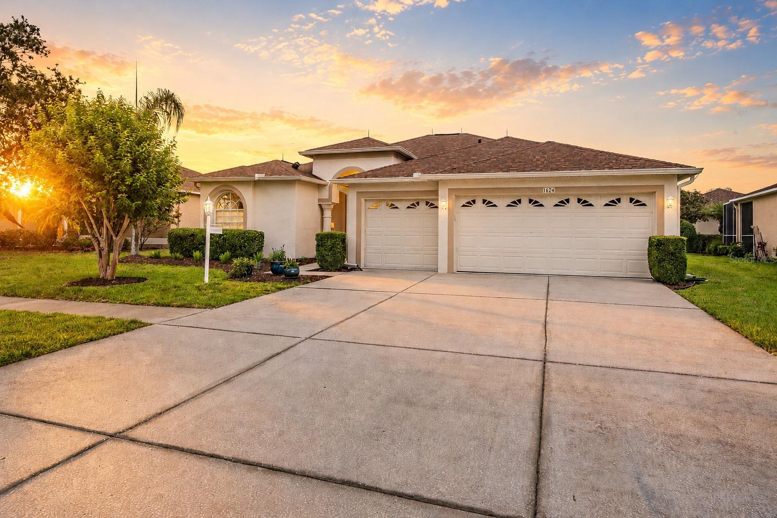 1624 Lakestone Dr