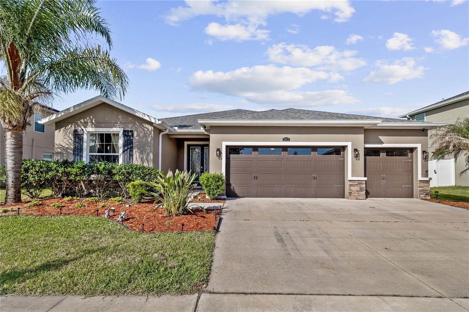 5453 Suncatcher Dr