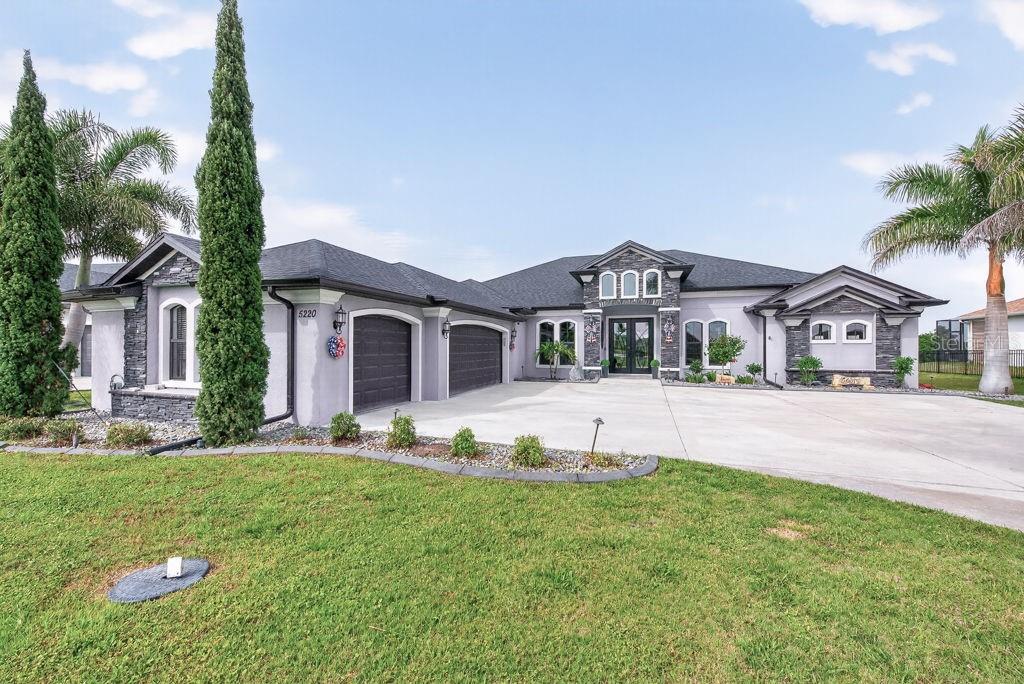 5220 Lake Venice Dr