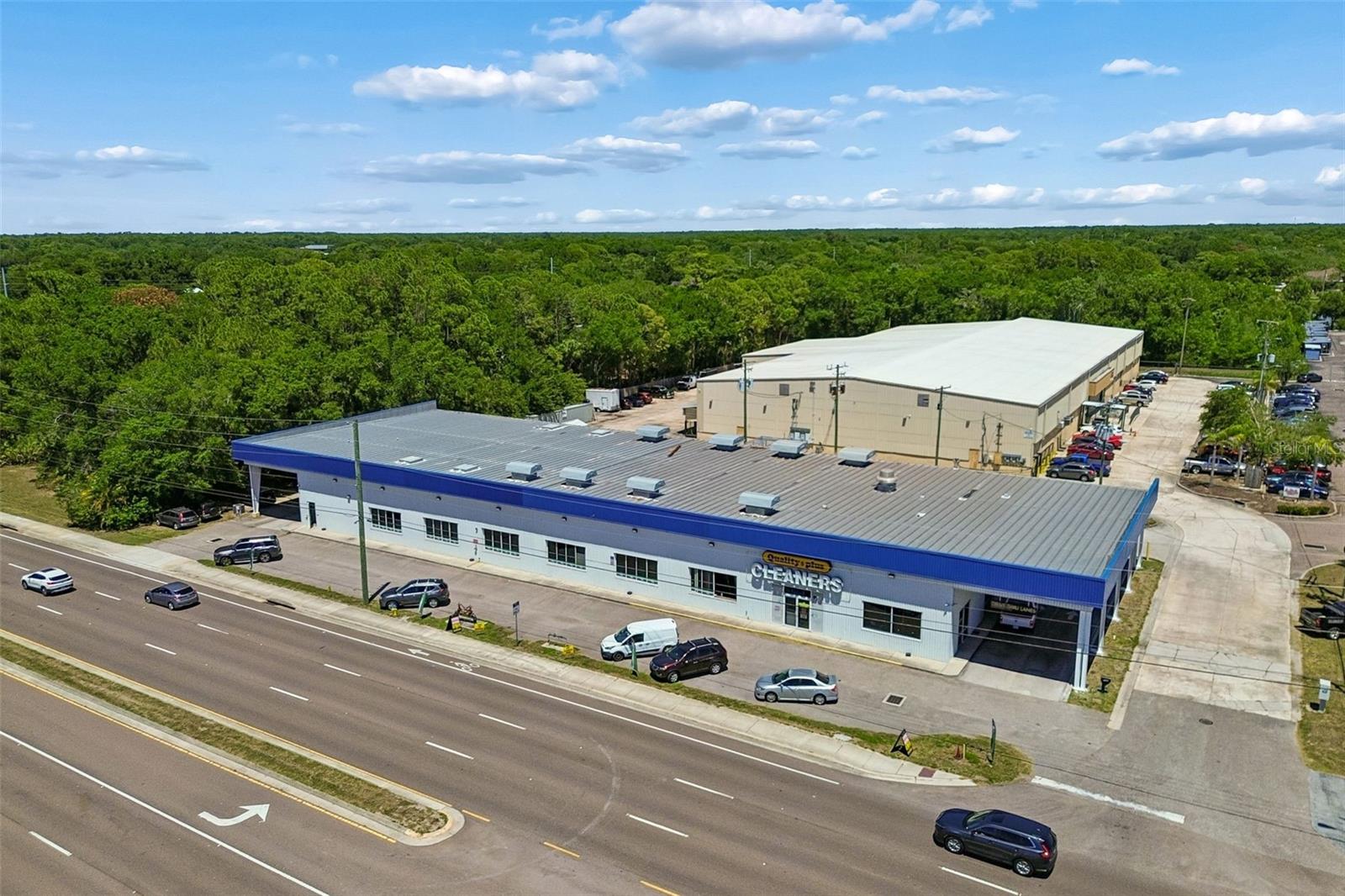 9945 Race Track Rd