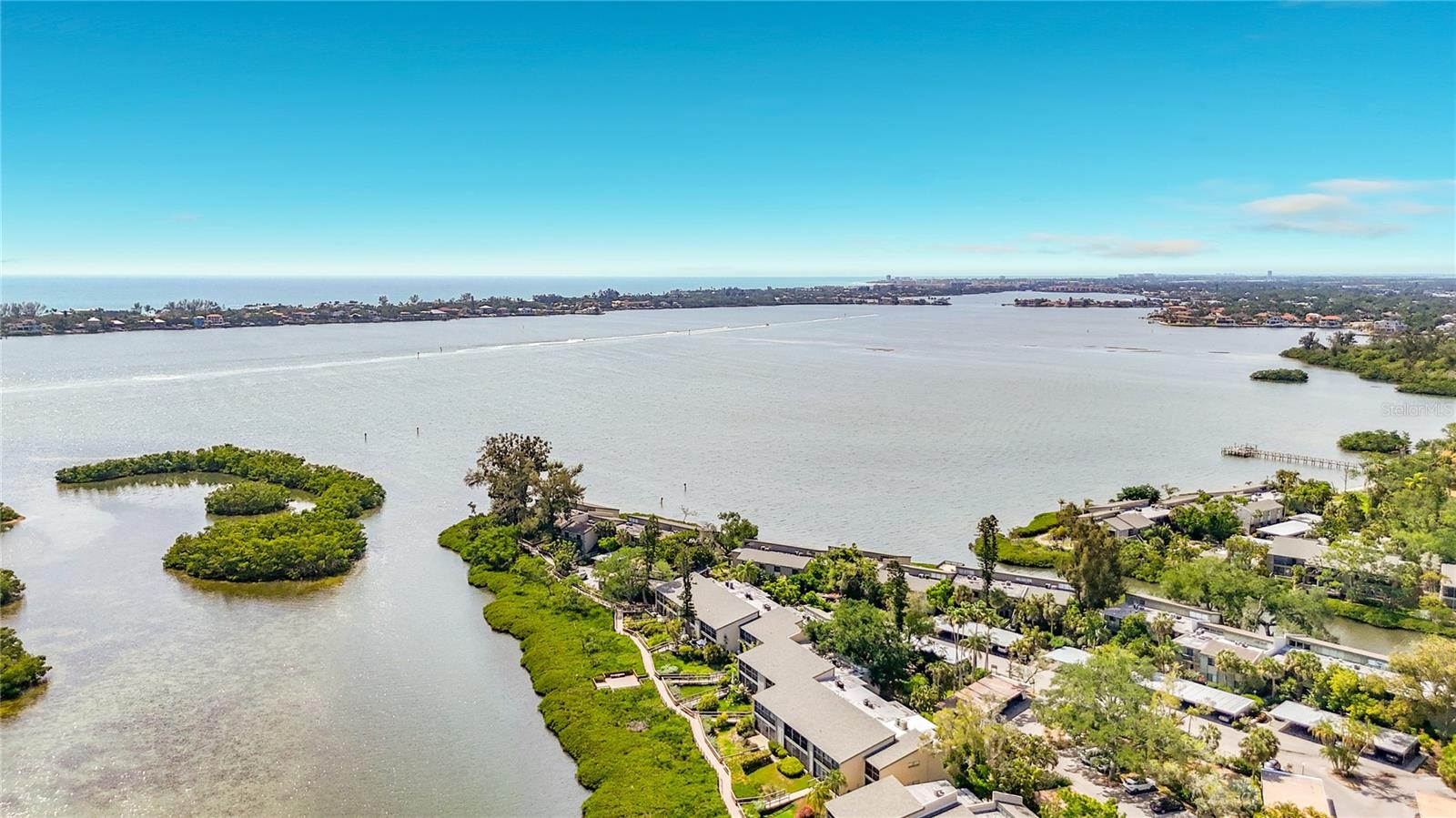 1515 Pelican Point Dr #BA185