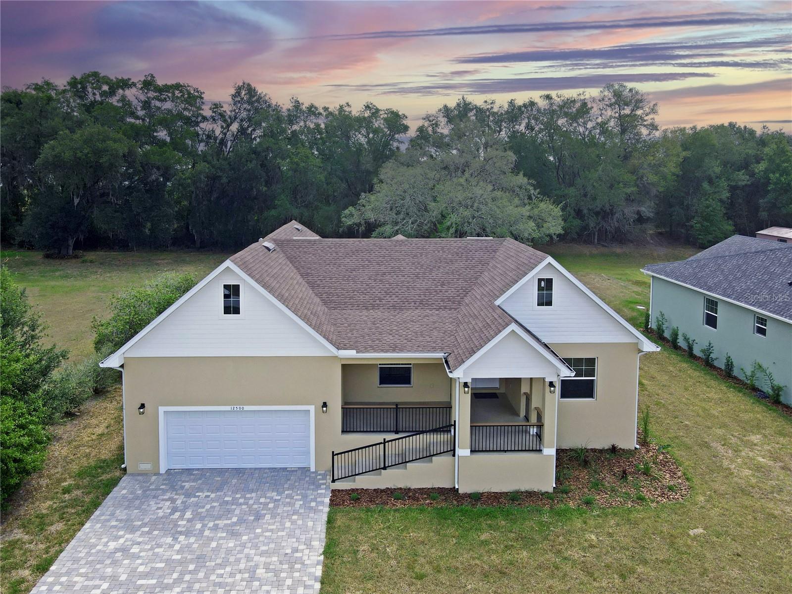 12500 Green Oak Ln