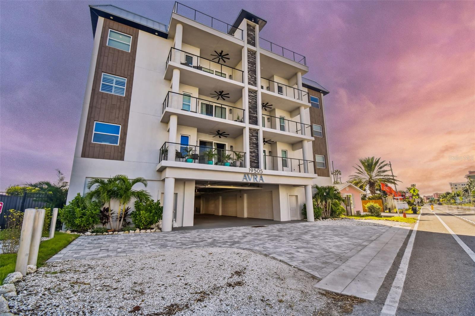 19505 Gulf Blvd #404
