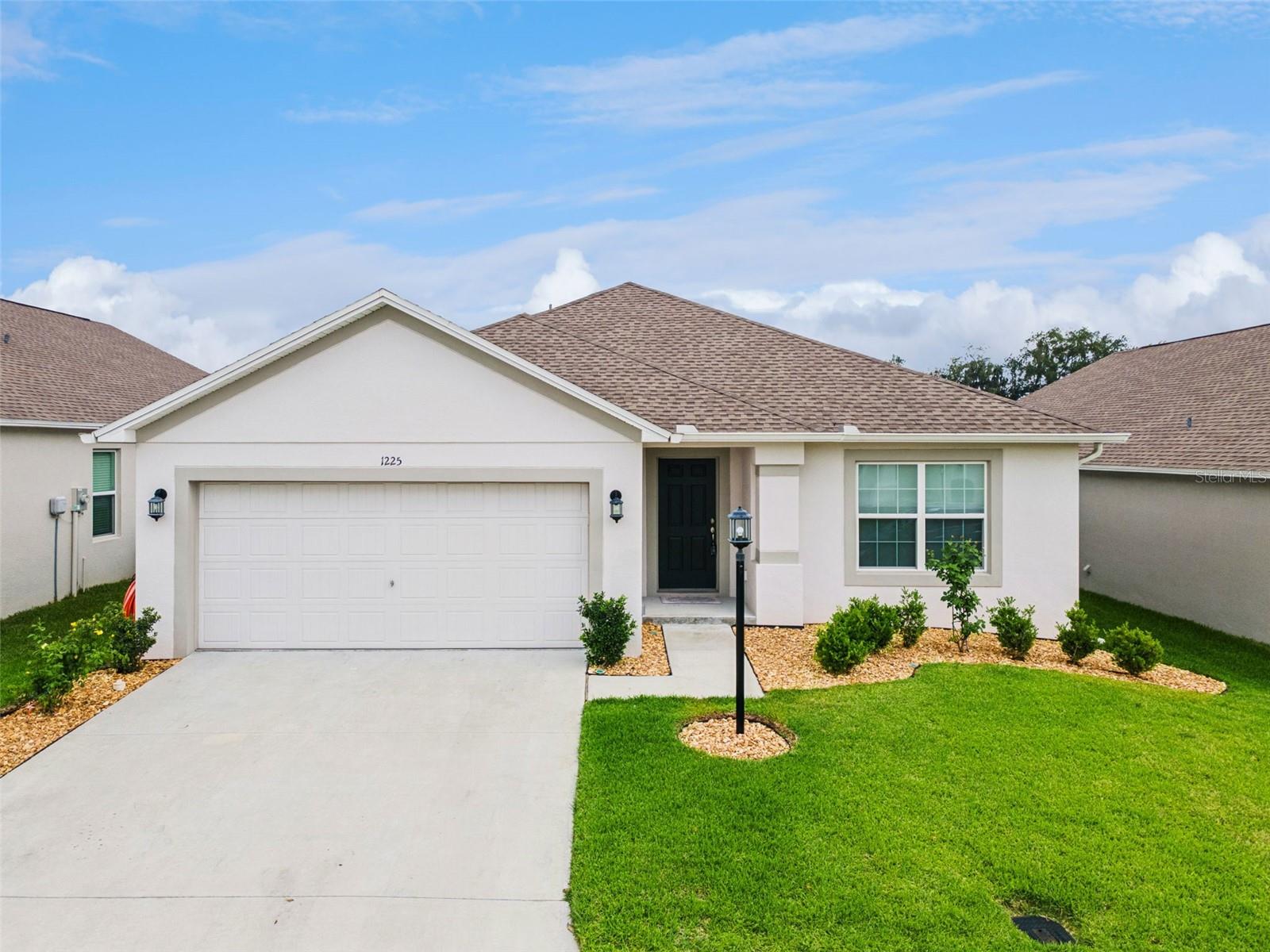 1225 Pintail Pl