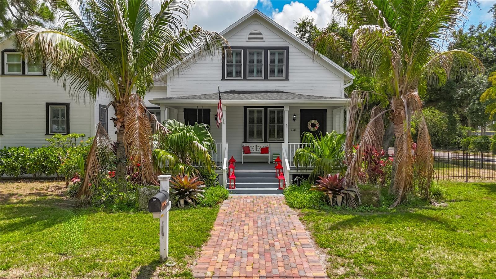 3621 1st Ave W