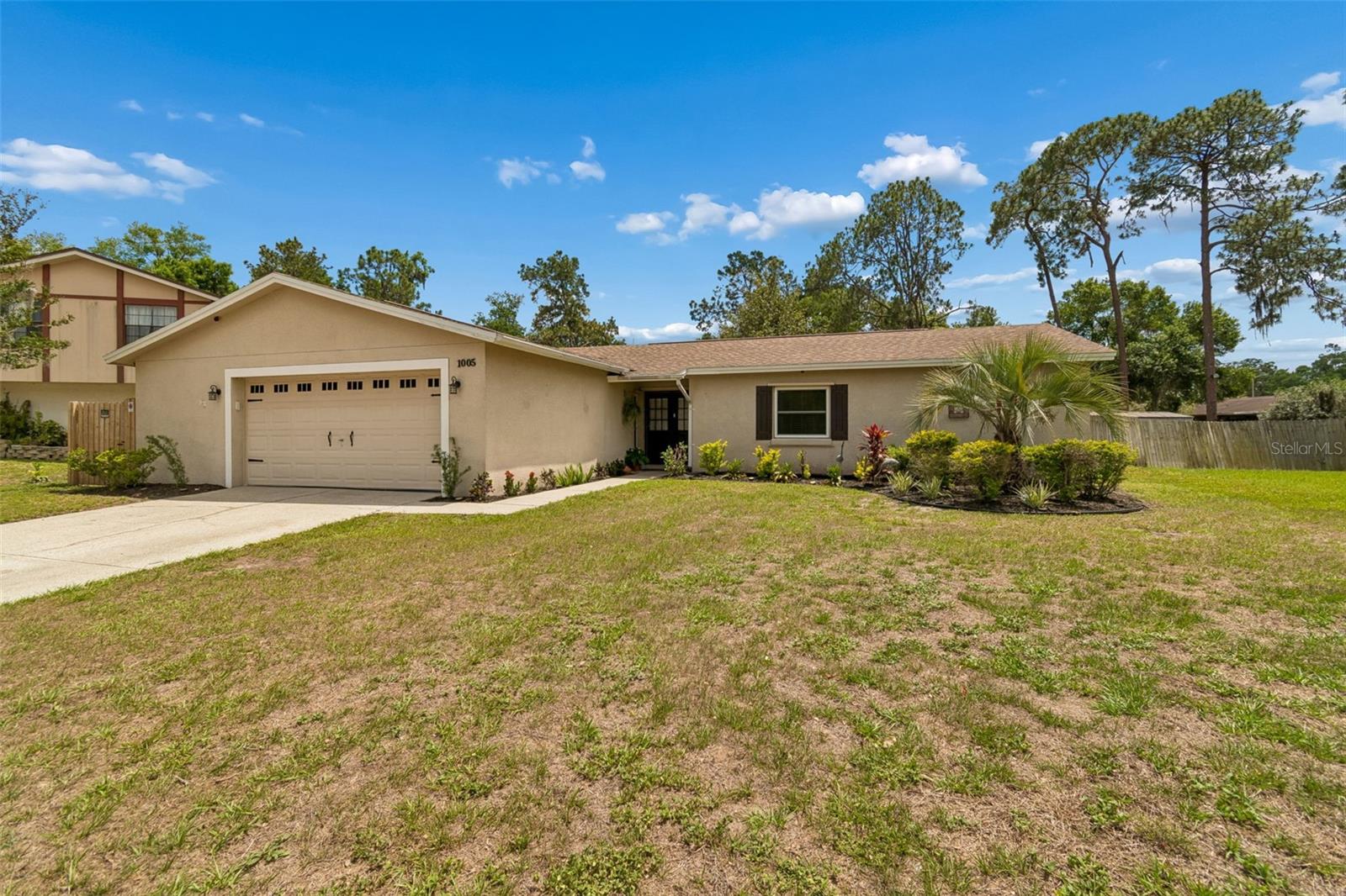 1005 Highgrove CT
