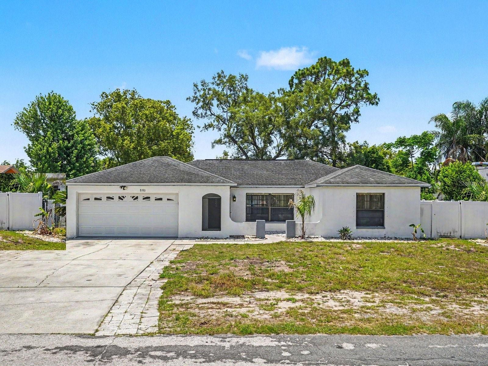 8180 Wooden Dr