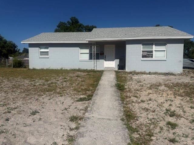 505 Holt Cir