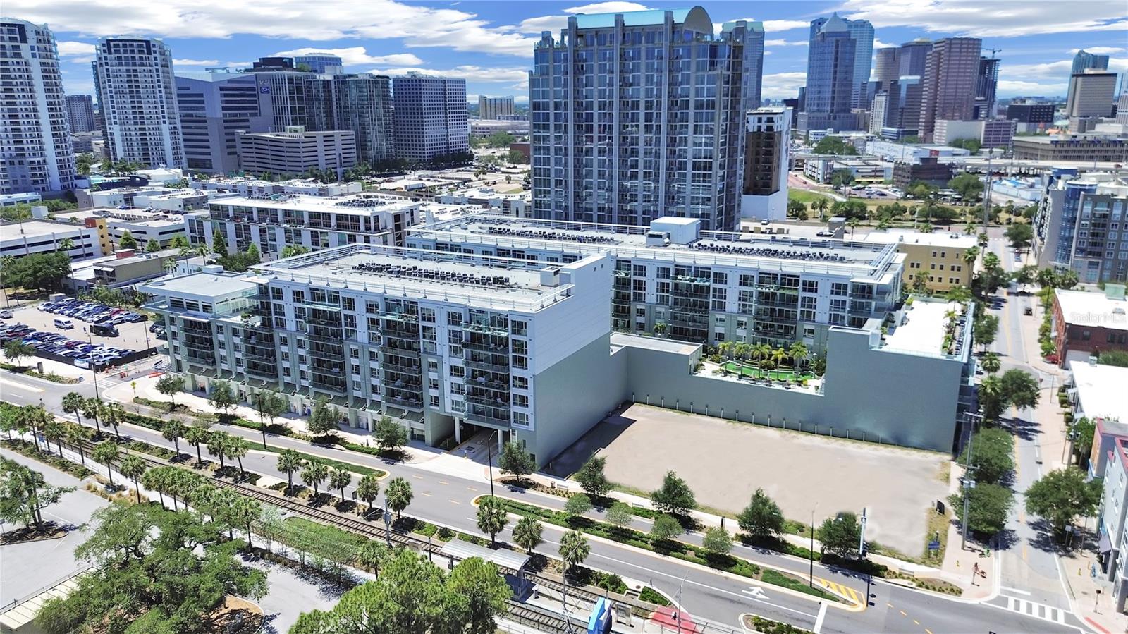 912 Channelside Dr #2805