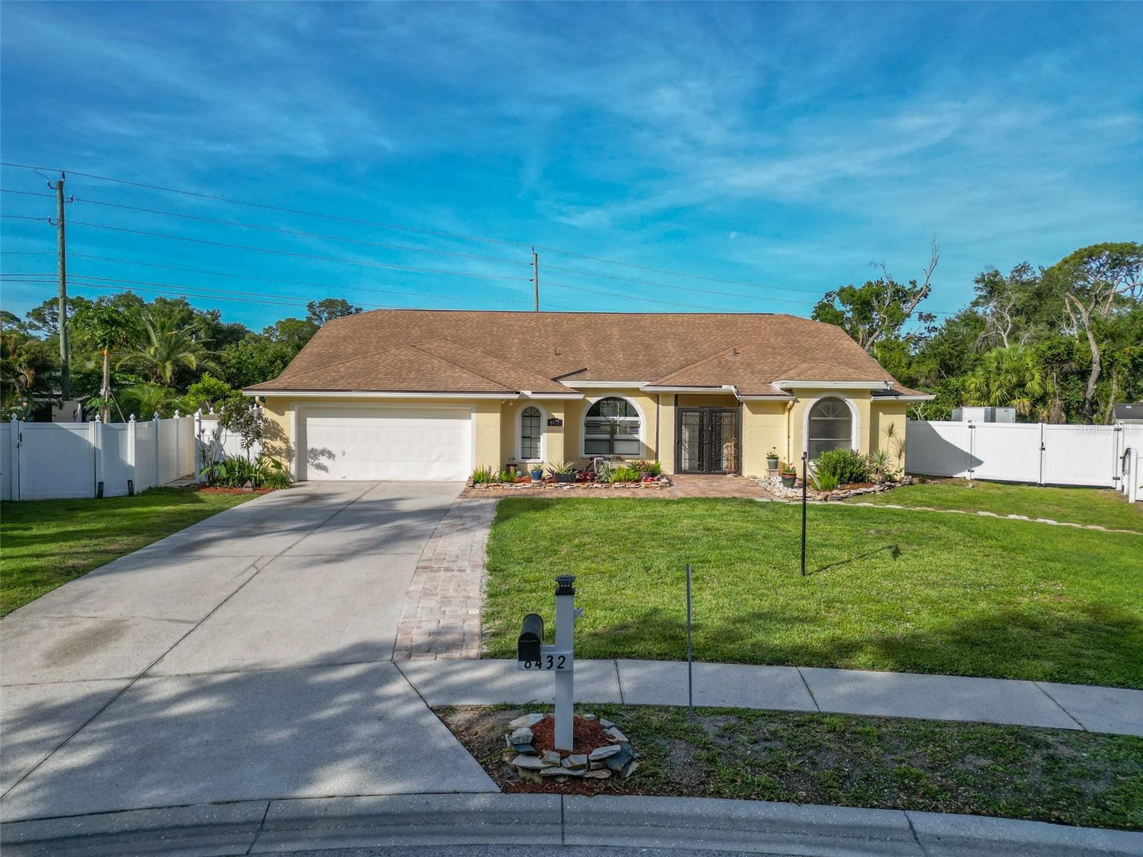 8432 Palm Lakes CT