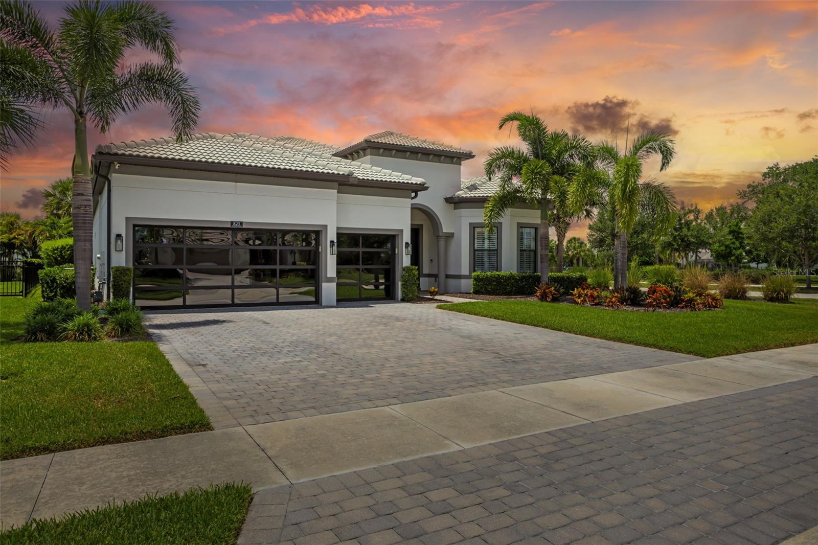 825 Seascape Pl
