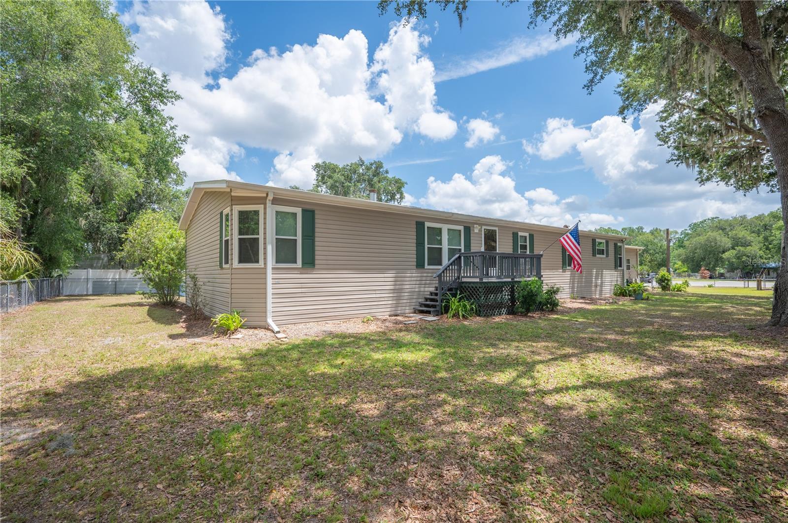 4817 Indian Oak Dr