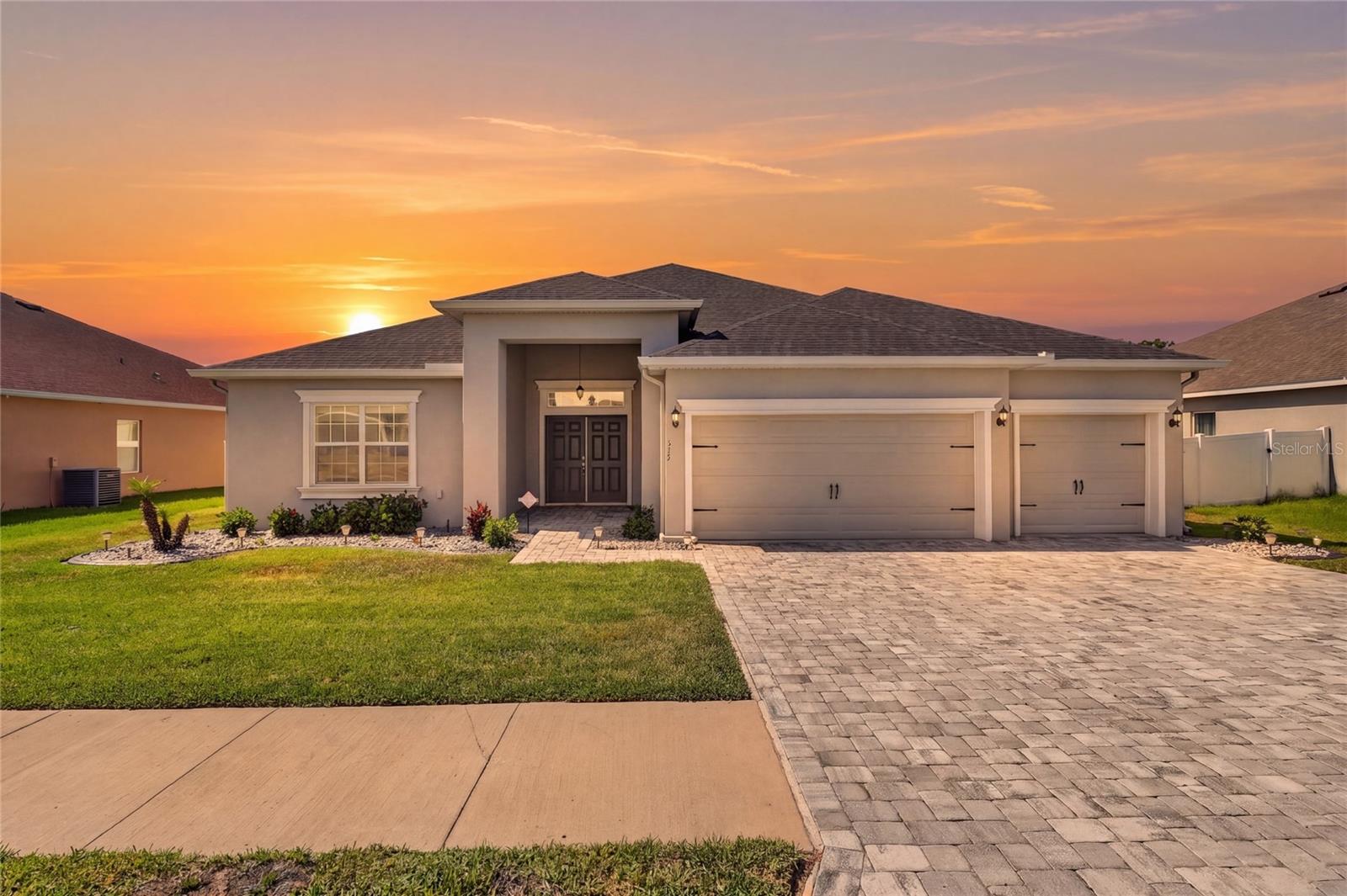 319 Travelers Creek Dr