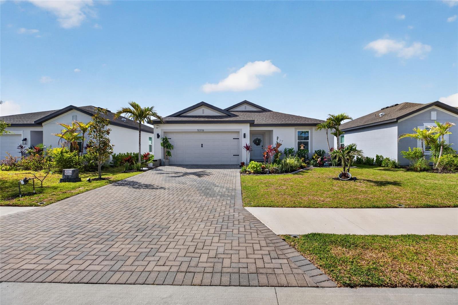 5316 Patano Loop