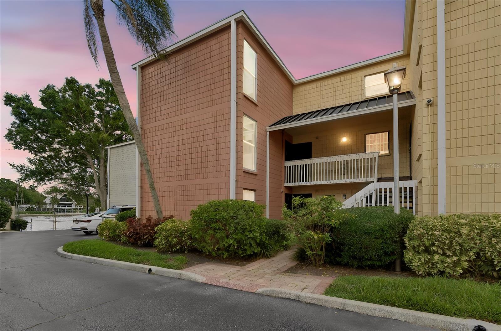 2424 W Tampa Bay Blvd #I204