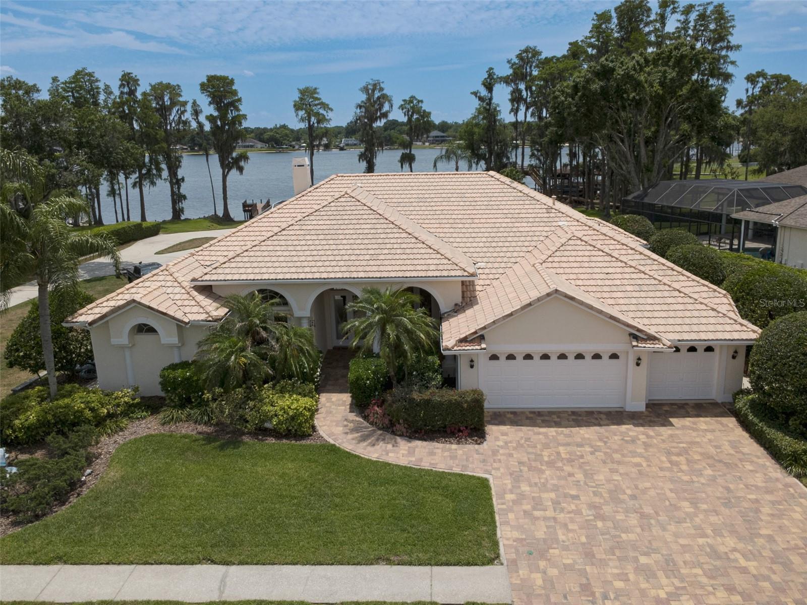 3626 Swans Landing Dr