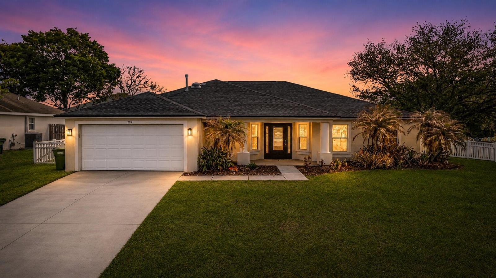 104 Sanderling Dr