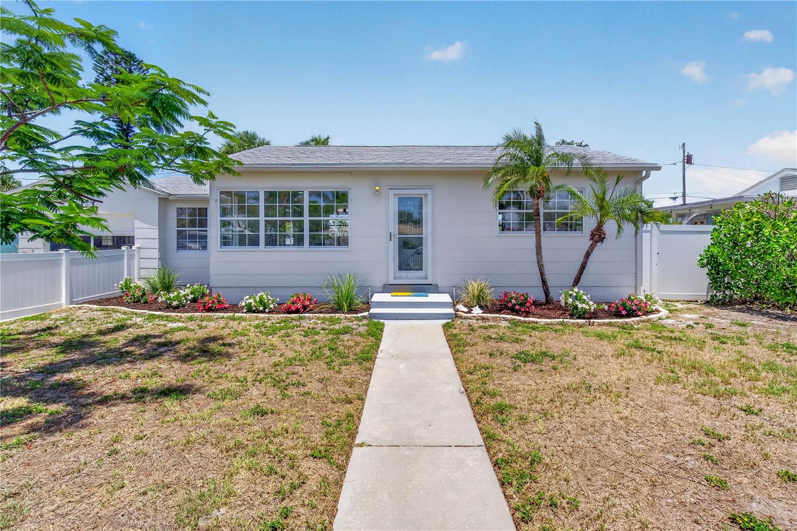 260 42nd Ave