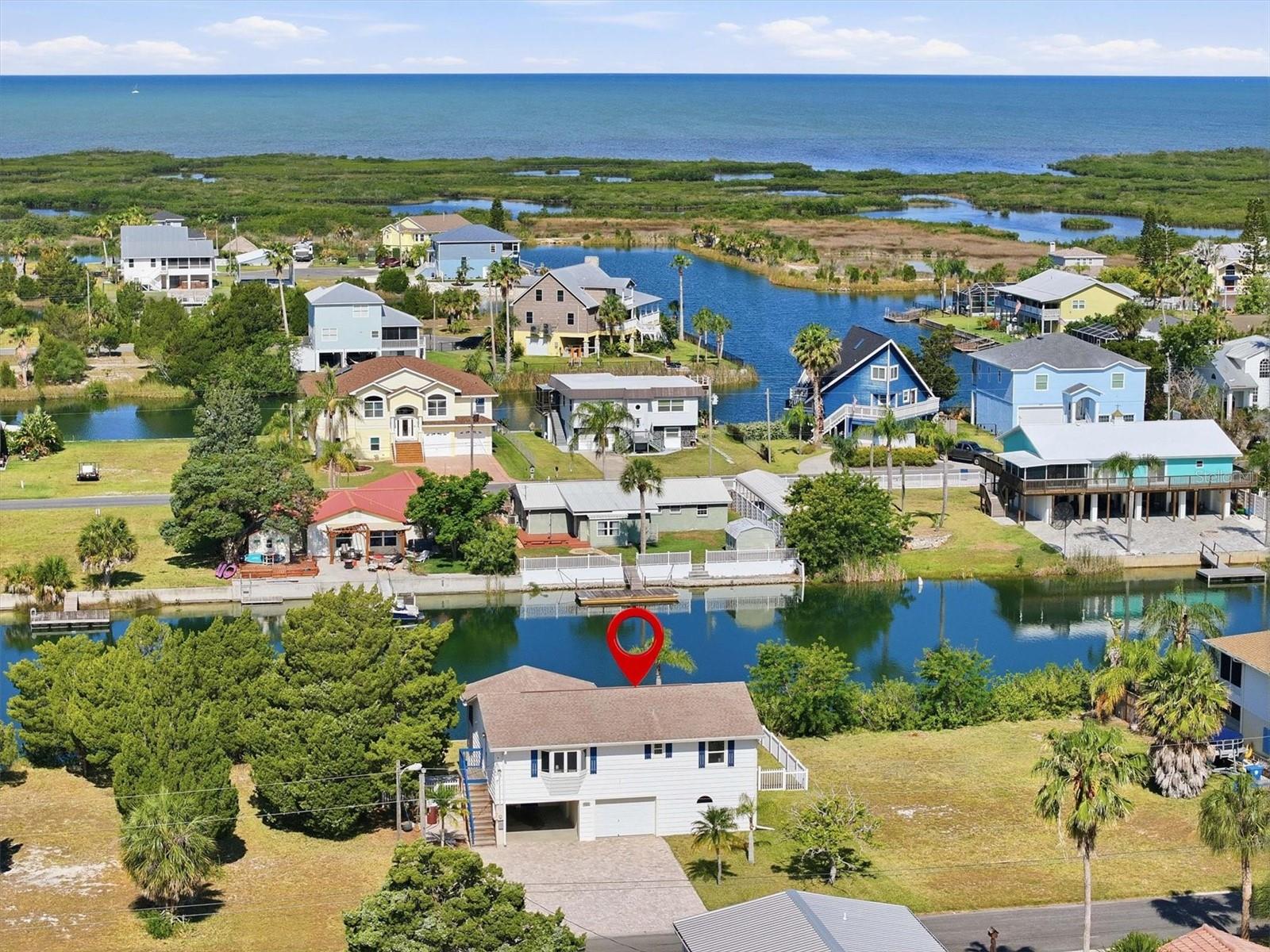 3347 Oleander Dr