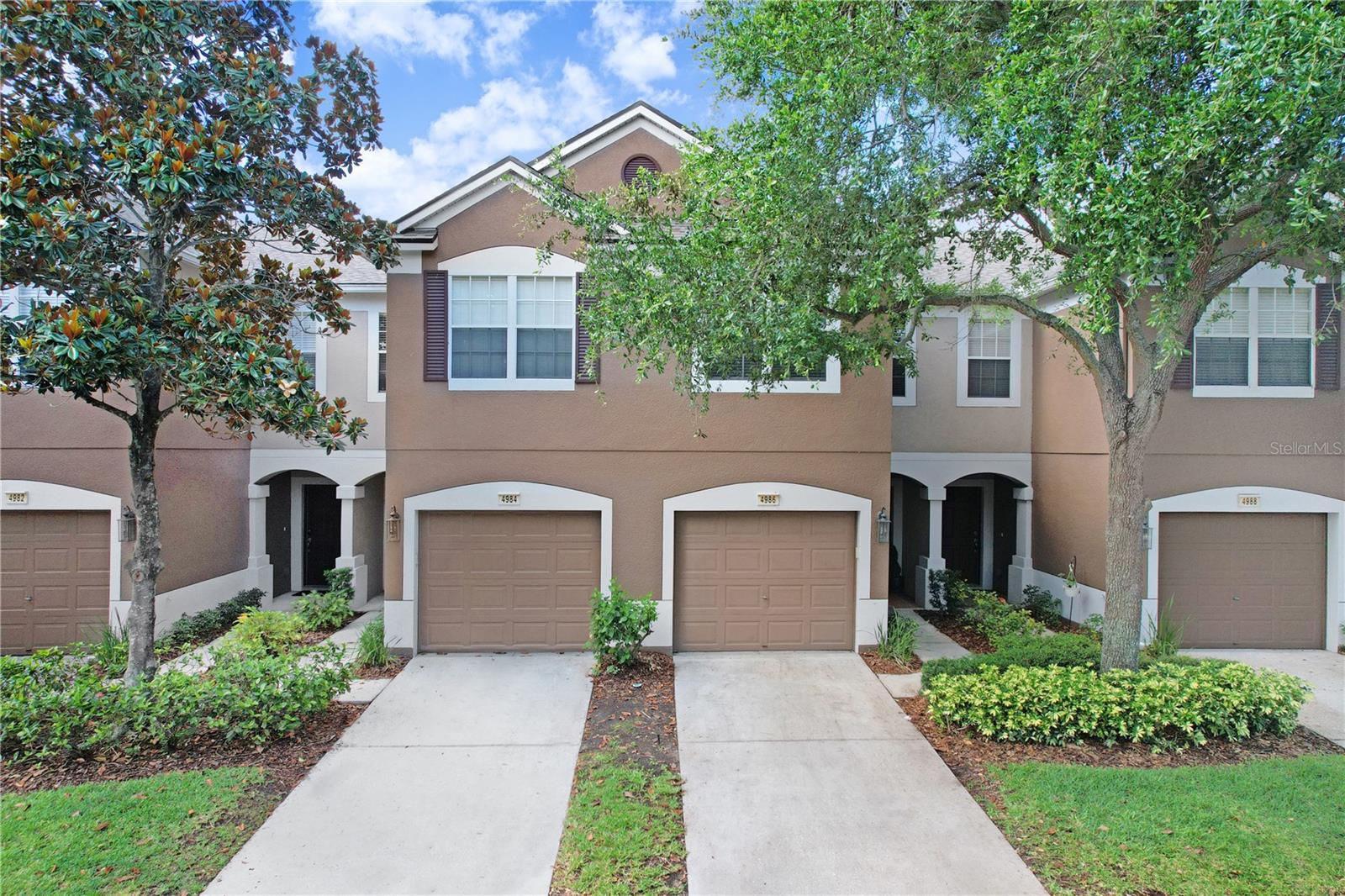 4986 Pond Ridge Dr