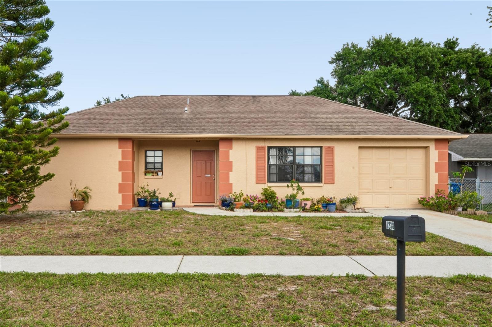 1238 Fuchsia Dr