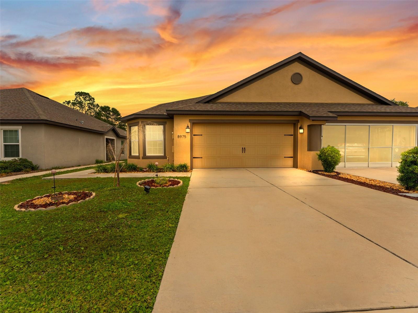 8975 Southern Charm Cir
