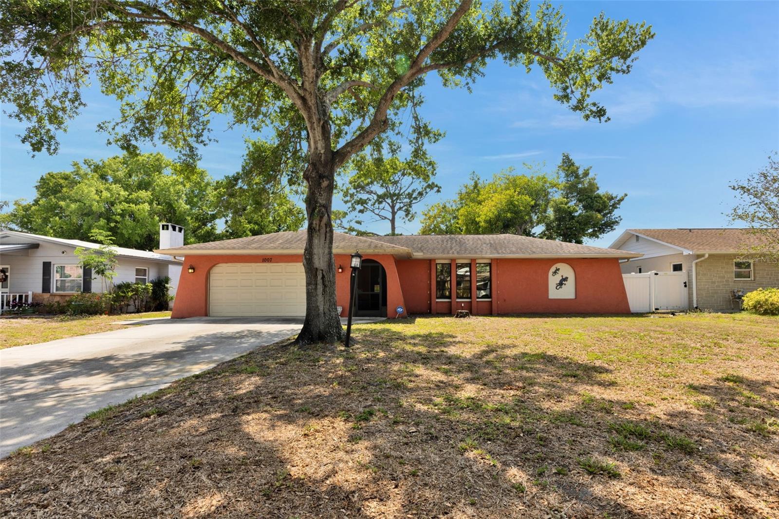 1007 22nd Ave W