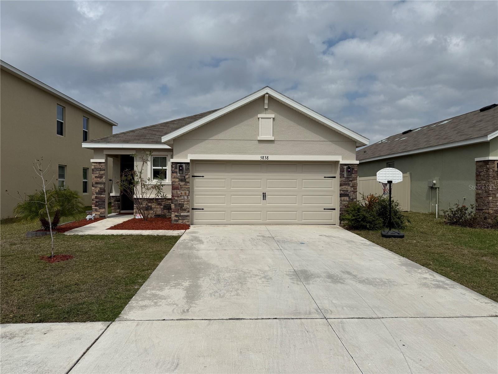 5838 Elegant Orchid Way