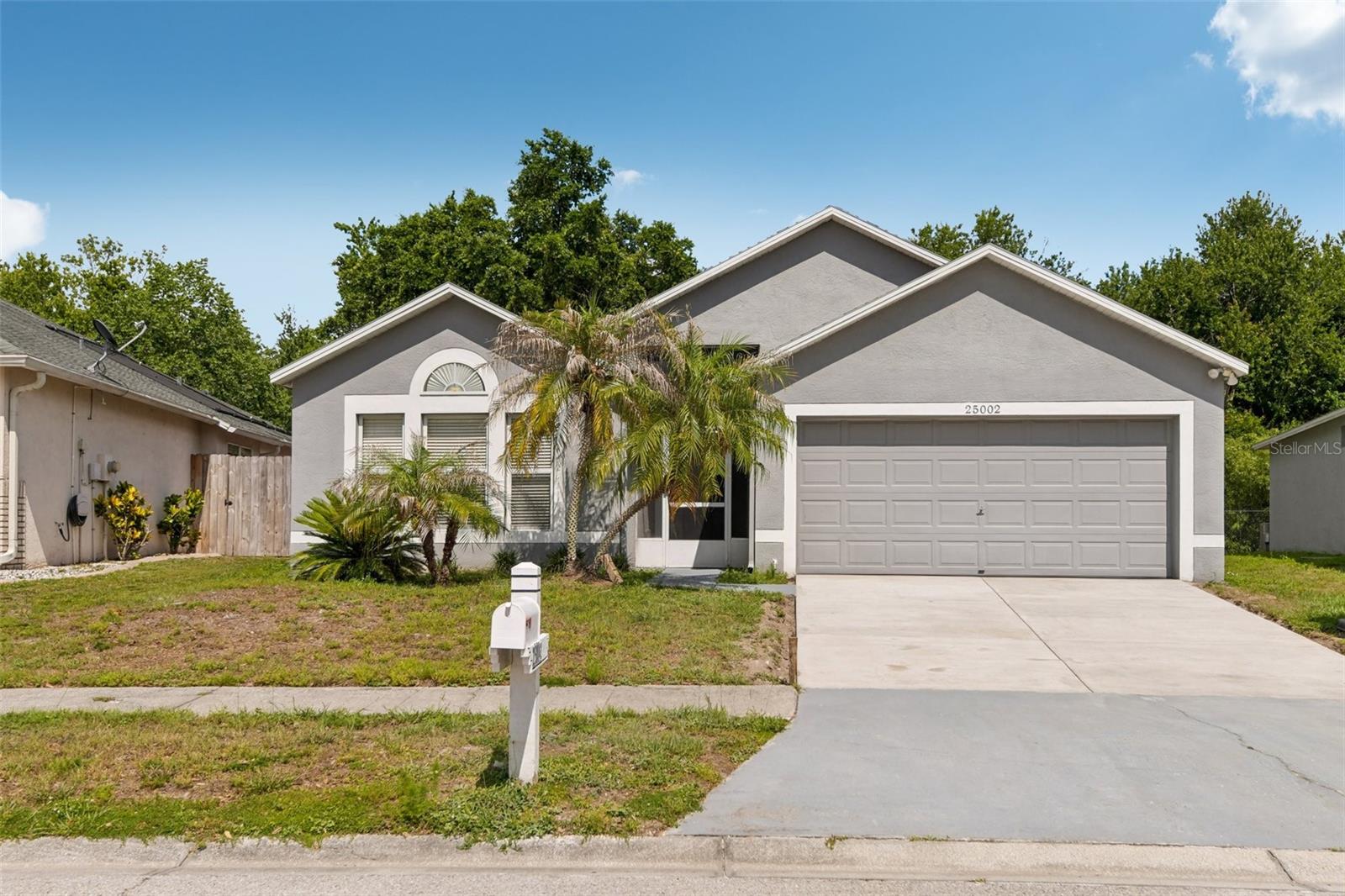 25002 Hyde Park Blvd