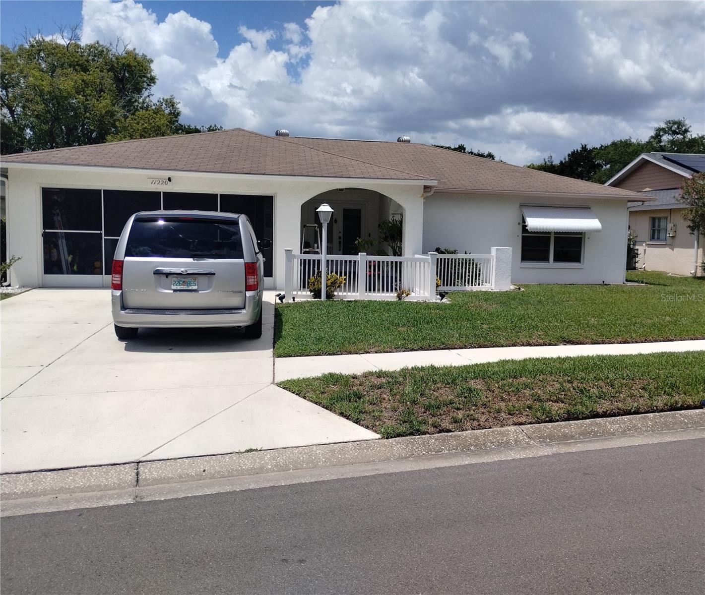 11220 Elderberry Dr