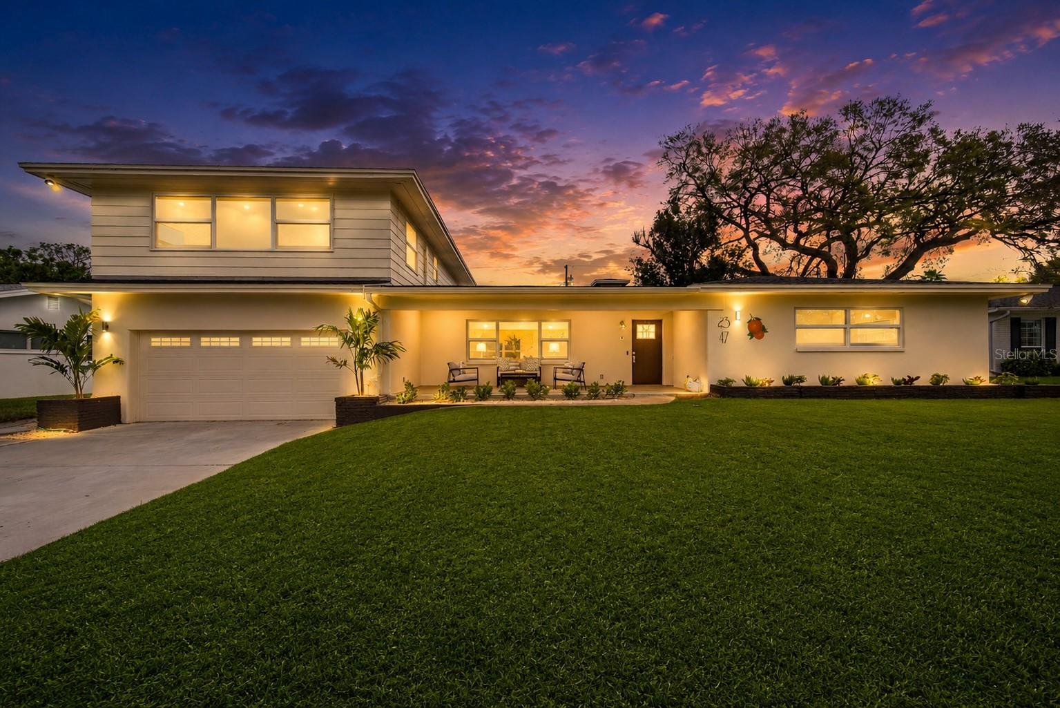 2347 Watrous Dr