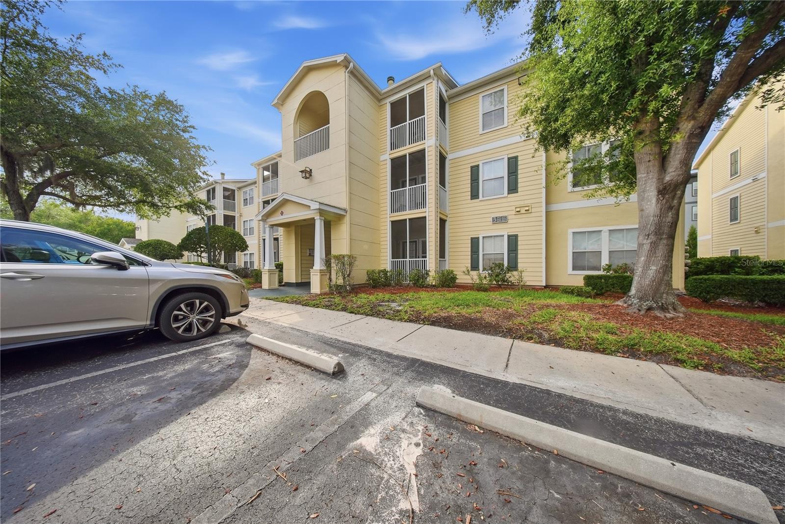 18477 Bridle Club Dr