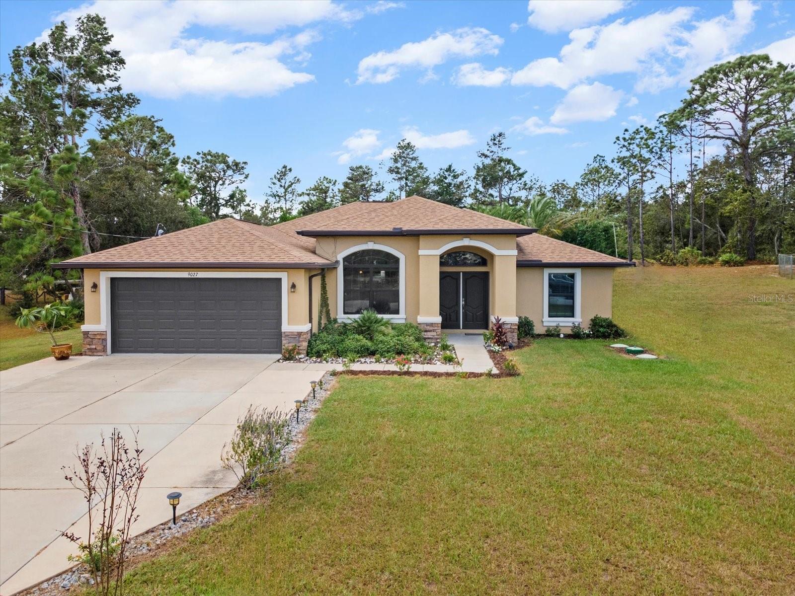 9027 Mavis Rd