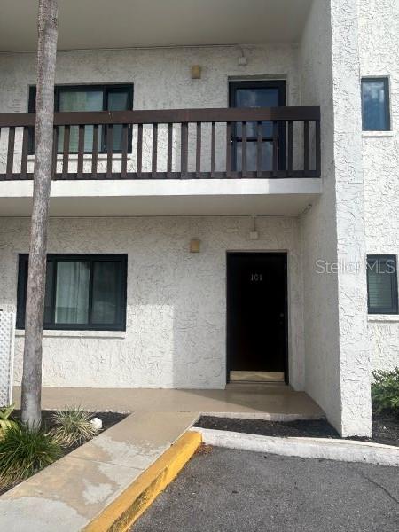 1624 Stickney Point Rd #101