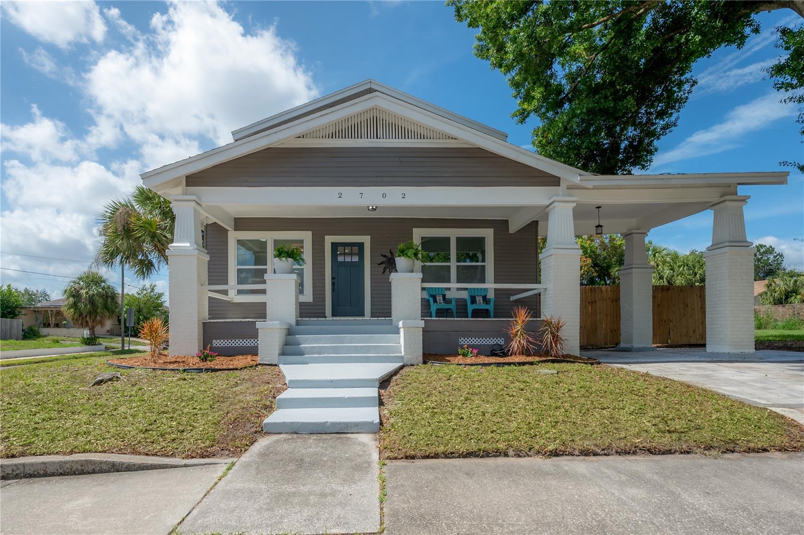 2702 W Palmetto St